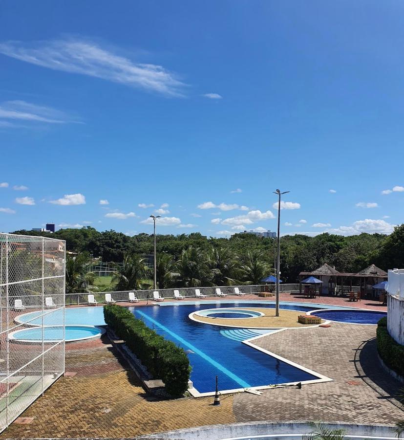 Amplo Com Piscina E Academia Apartment